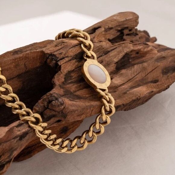 #39 Reversible Roman Numeral 18k Gold Plated Cuban Chain Shell Bracelet - Picture 6 of 10
